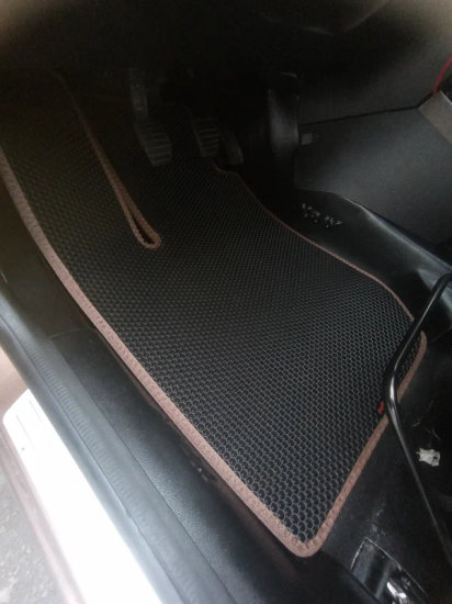 Автомобильные коврики Lada XRAY (2015 - ...)